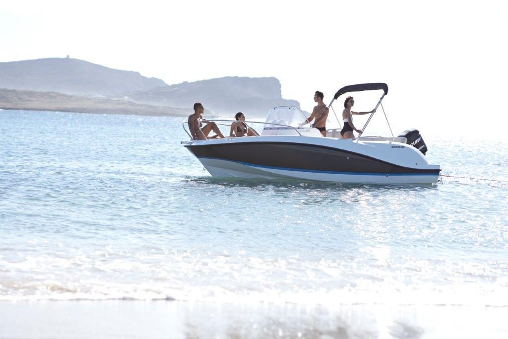 Quicksilver-605-sundeck (10)