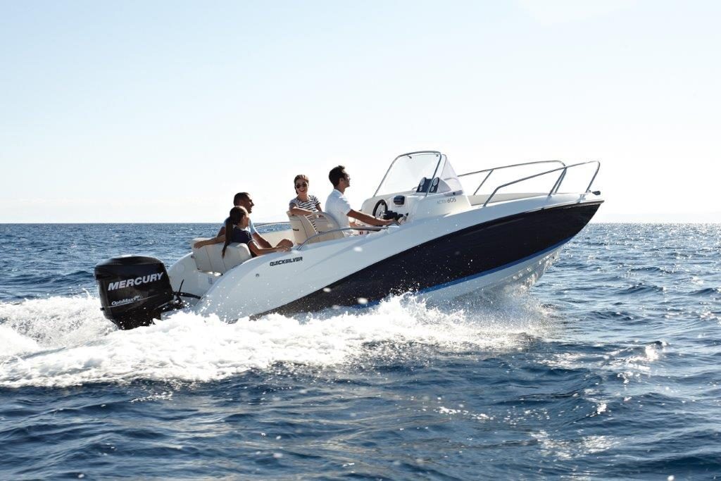 Quicksilver-605-sundeck (5)