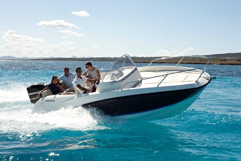 Quicksilver-605-sundeck (8)