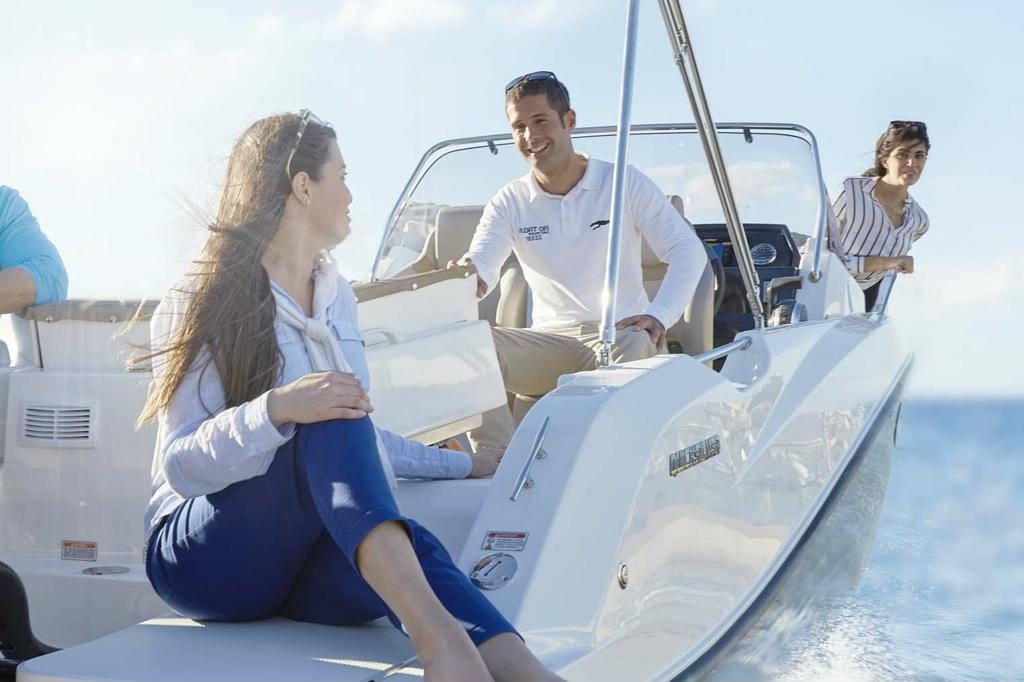 quicksilver-675-sundeck (28)