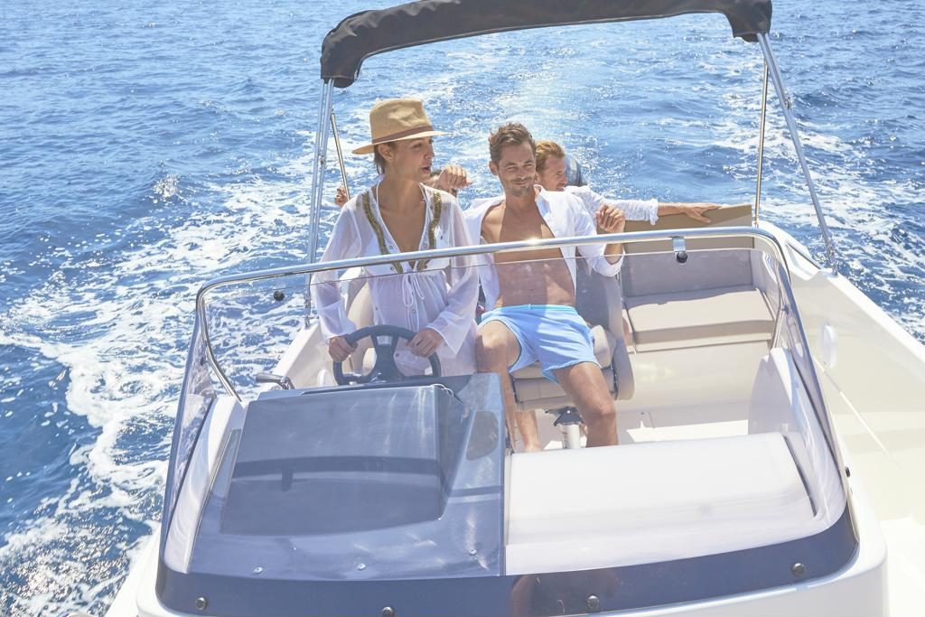 quicksilver-675-sundeck (73)