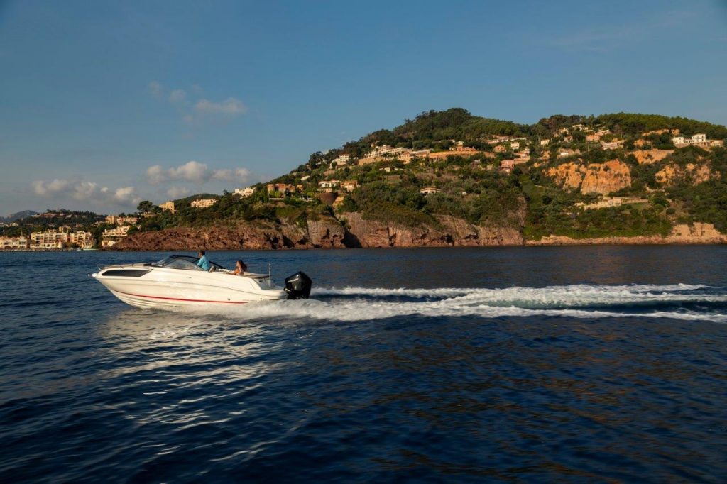 Bayliner-VR6-OB (14)