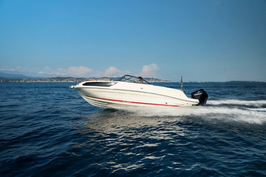 Bayliner-VR6-OB (39)