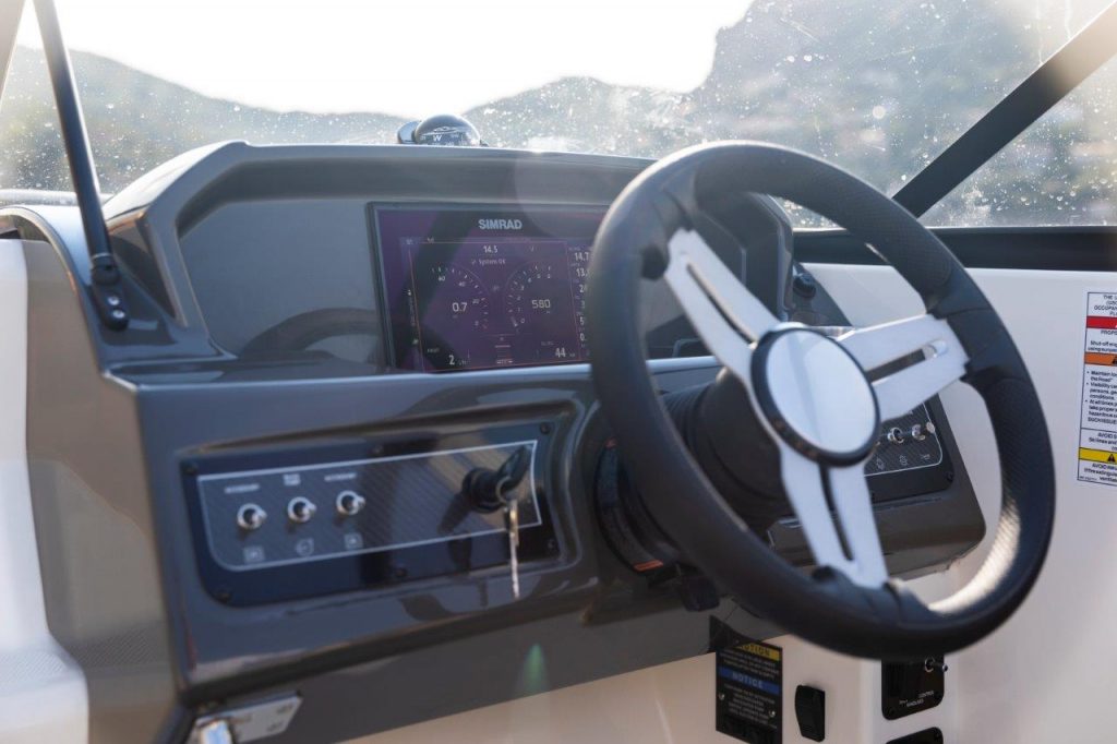 Bayliner-VR6-OB (50)