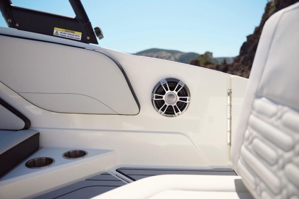 Sea Ray 210 SPOE NEW MODEL (13)