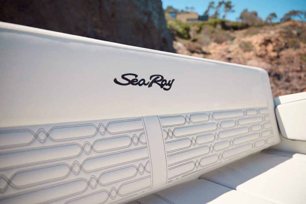 Sea Ray 210 SPOE NEW MODEL (18)