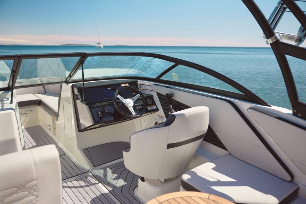Sea Ray 210 SPOE NEW MODEL (22)