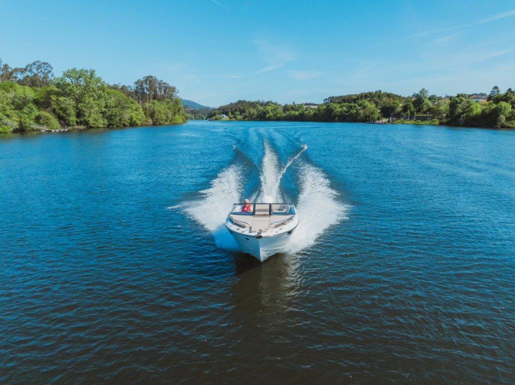 Bayliner C21 Cuddy OB (1)