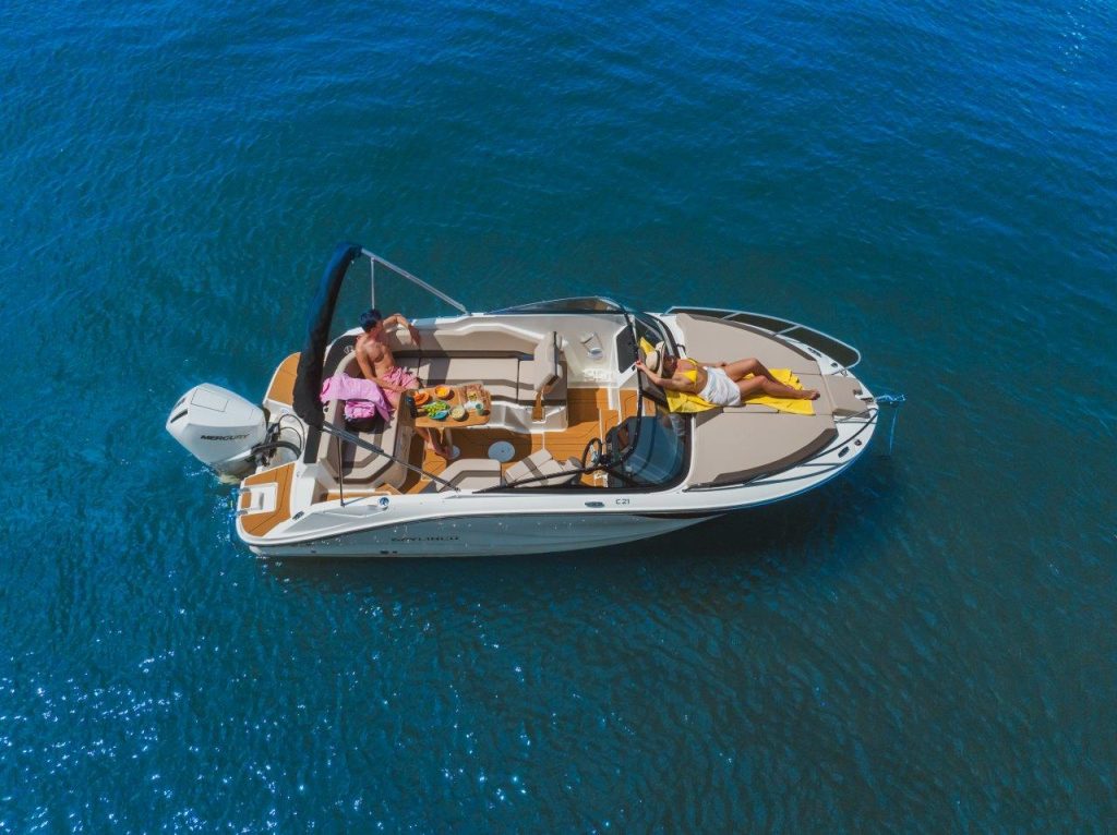 Bayliner C21 Cuddy OB (16)