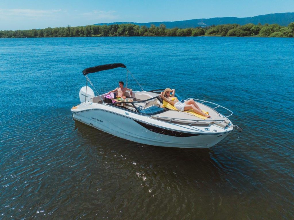 Bayliner C21 Cuddy OB (17)