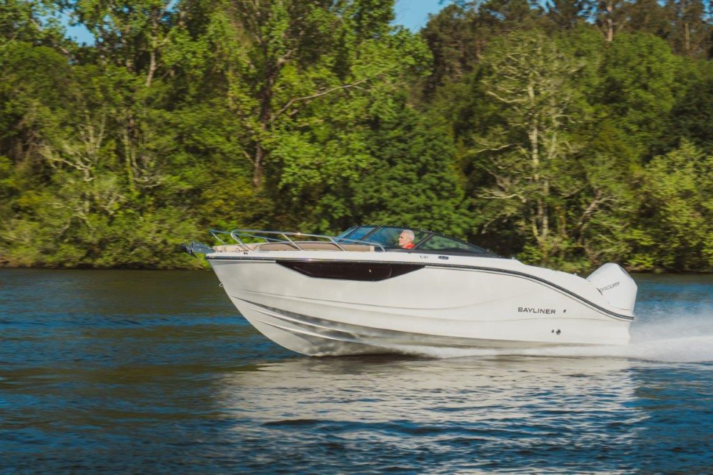 Bayliner C21 Cuddy OB (18)