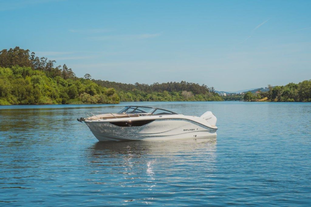 Bayliner C21 Cuddy OB (35)