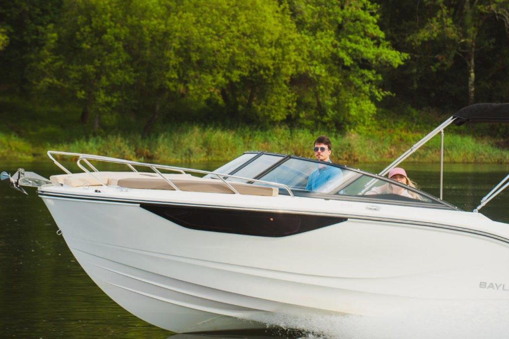 Bayliner C21 Cuddy OB (65)