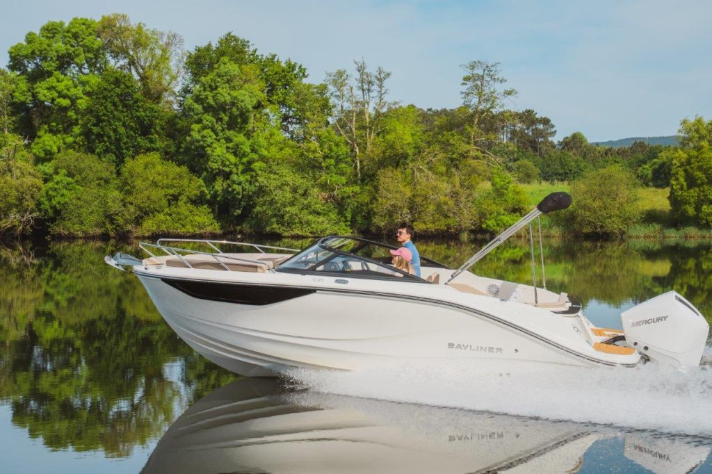 Bayliner C21 Cuddy OB (69)