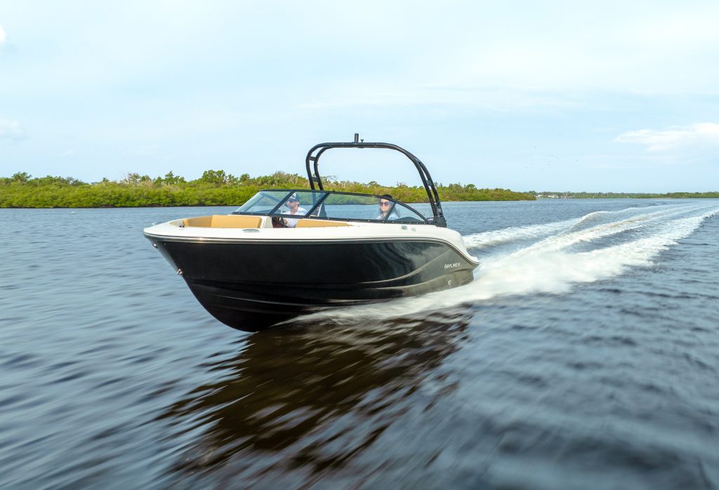 Bayliner V20 bowrider (1)