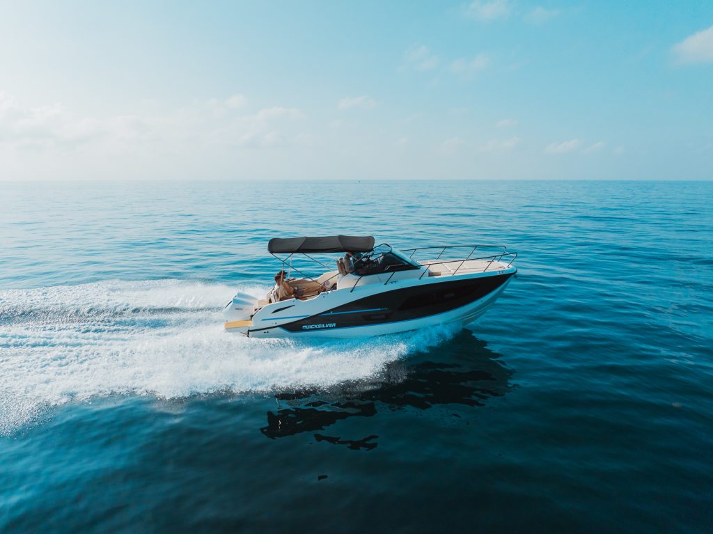 Quicksilver 875 Sundeck 2025 (12)