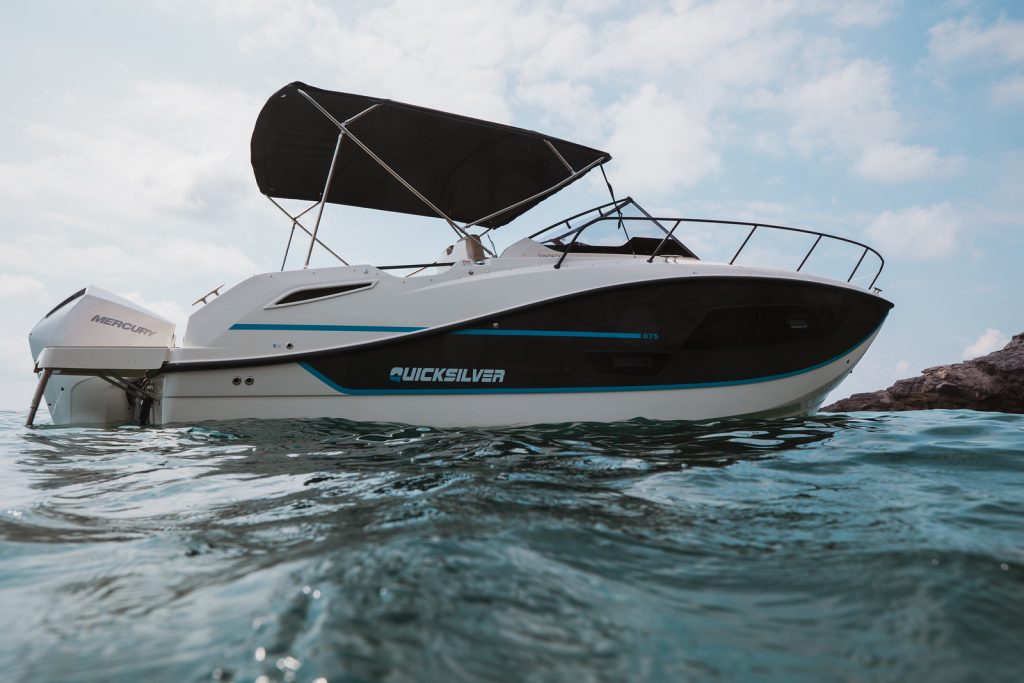 Quicksilver 875 Sundeck 2025 (20)