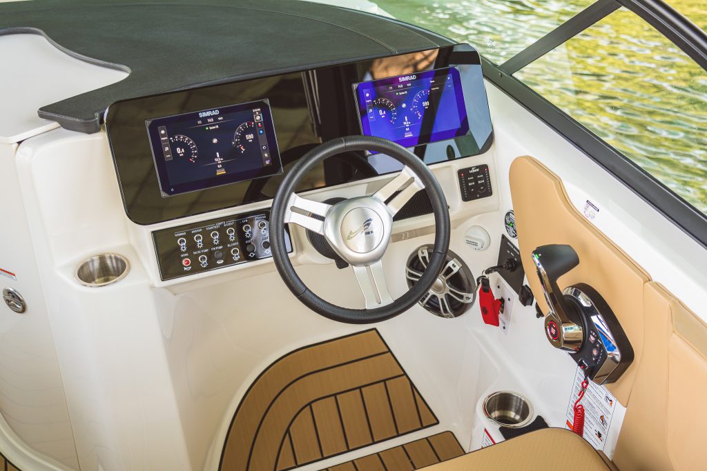 SDX 230 helm