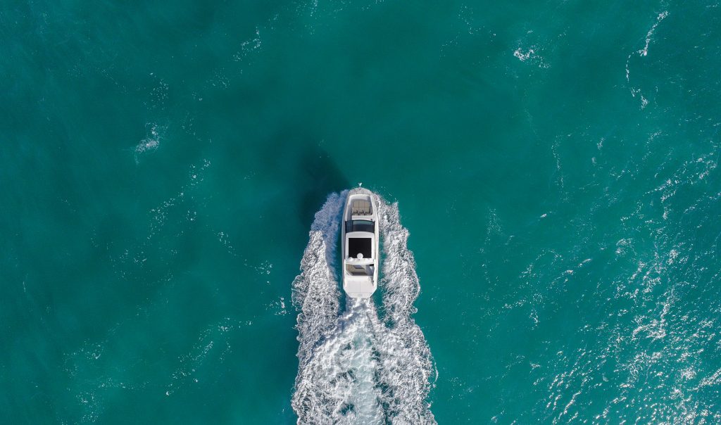 Sundancer 320 coupe aerial view