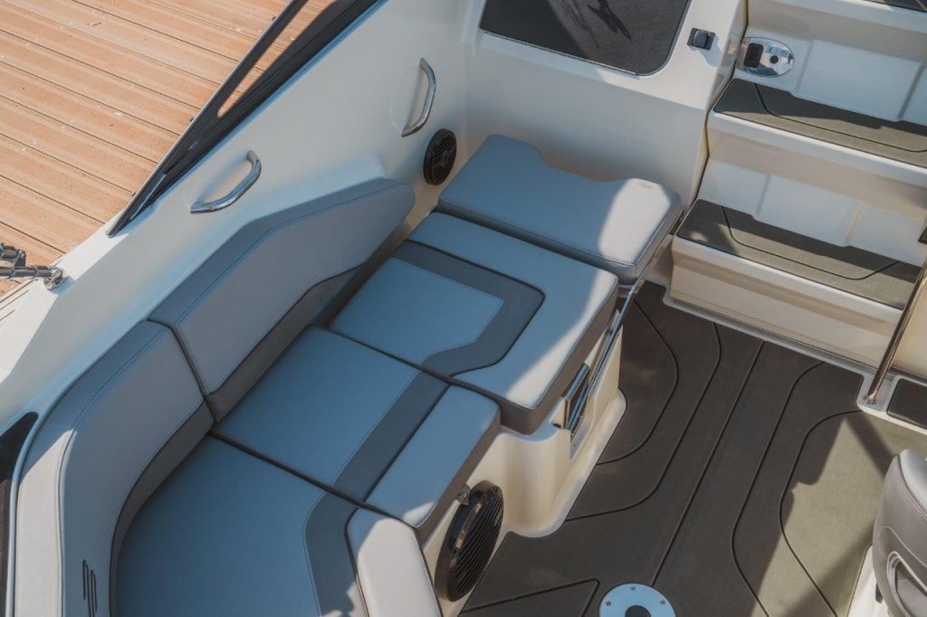 Bayliner C21 IB (60)