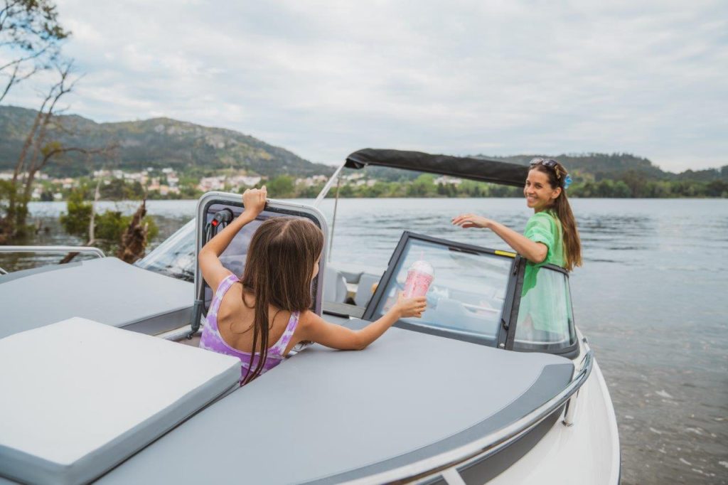 Bayliner C21 IB (98)