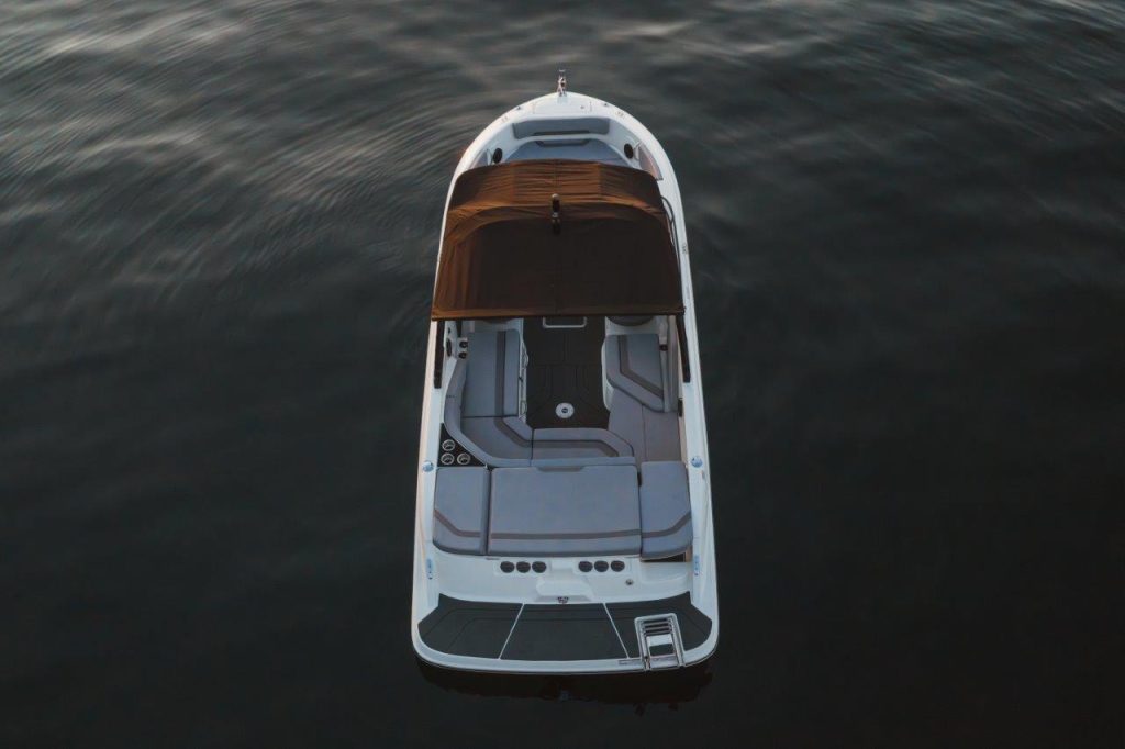 Bayliner V22i (13)