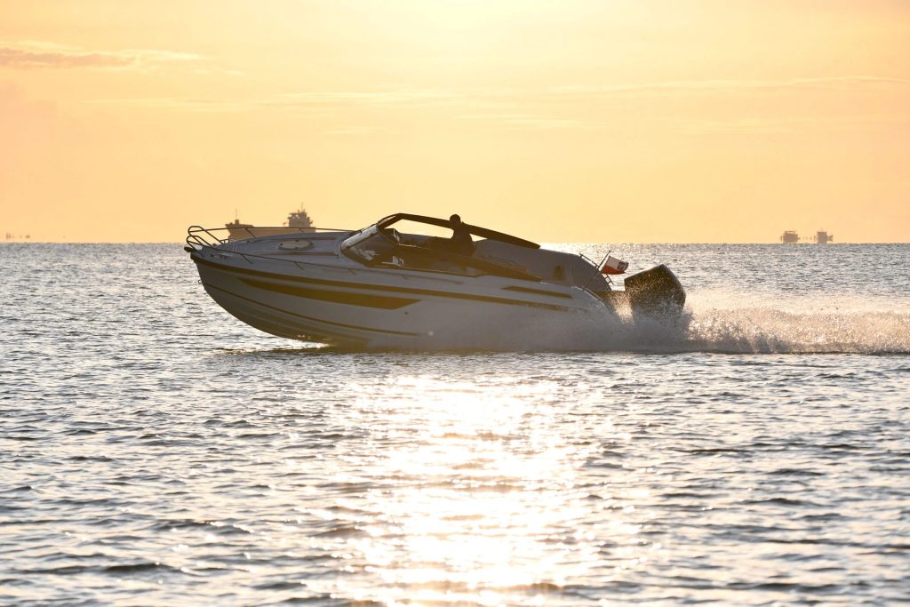 Parker 720 Adventure 04