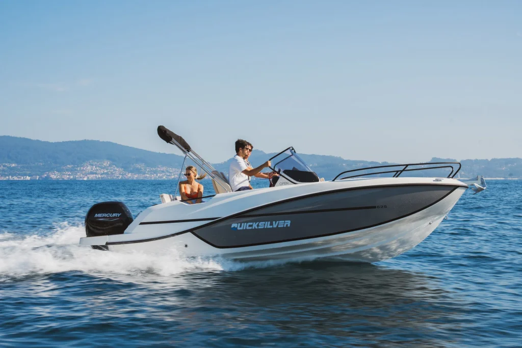 Quicksilver 625 Open112