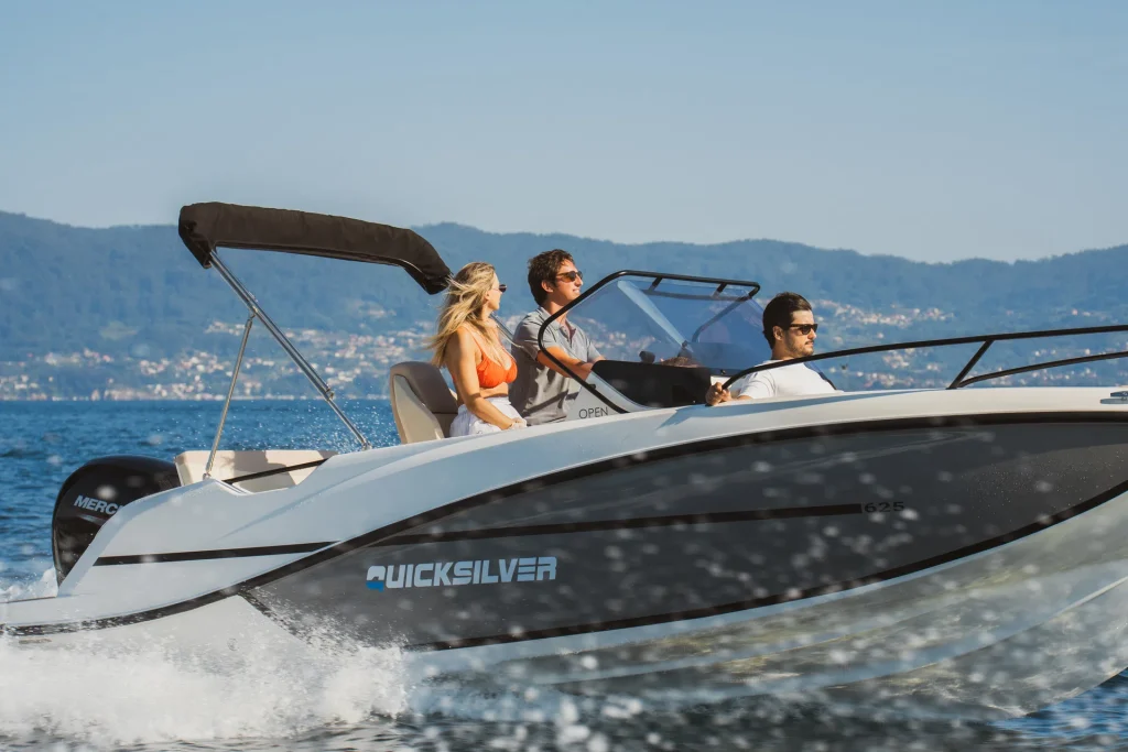 Quicksilver 625 Open116