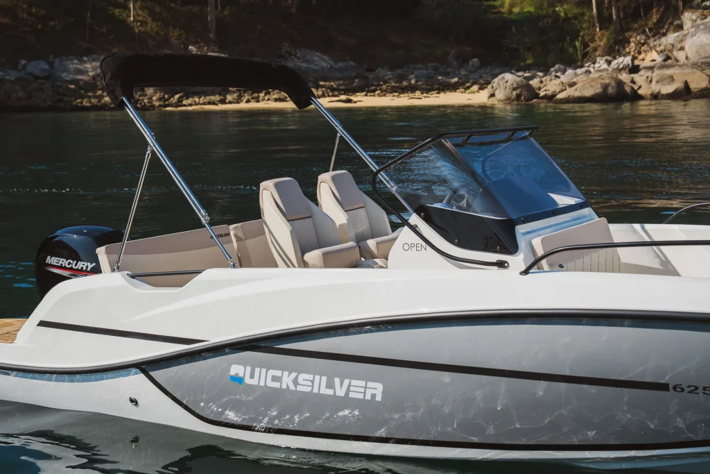 Quicksilver 625 Open134