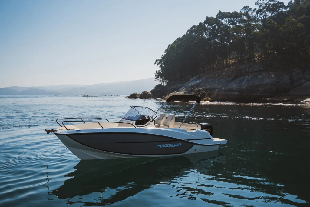 Quicksilver 625 Open135