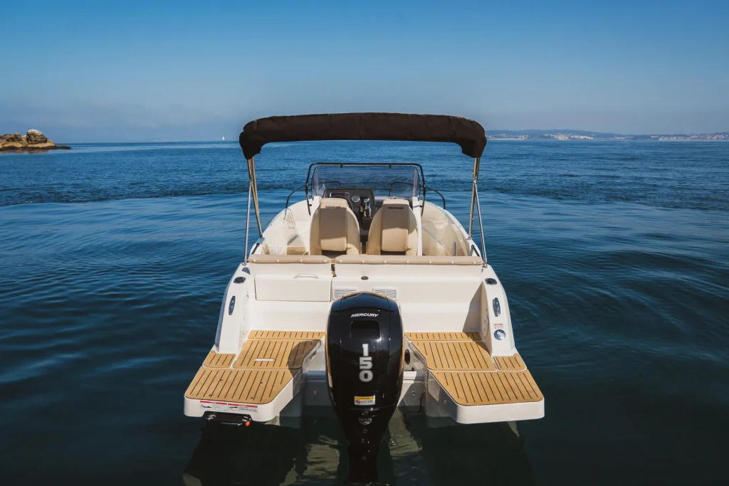 Quicksilver 625 Open137