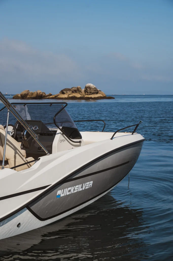 Quicksilver 625 Open145