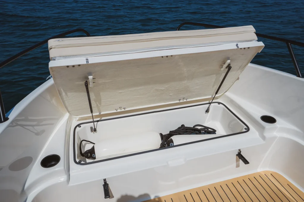 Quicksilver 625 Open187