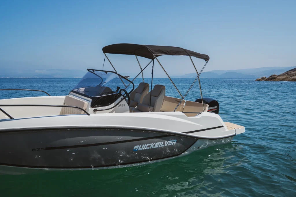 Quicksilver 625 Open199