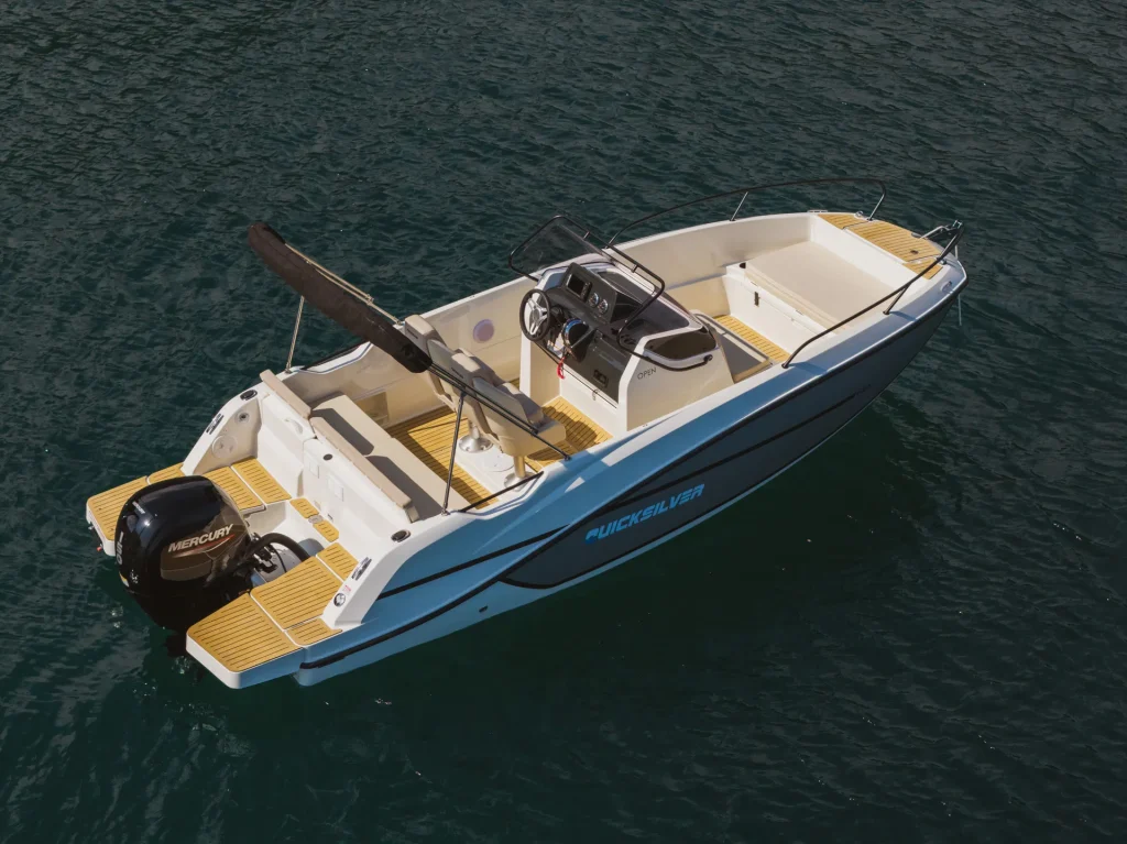 Quicksilver 625 Open63