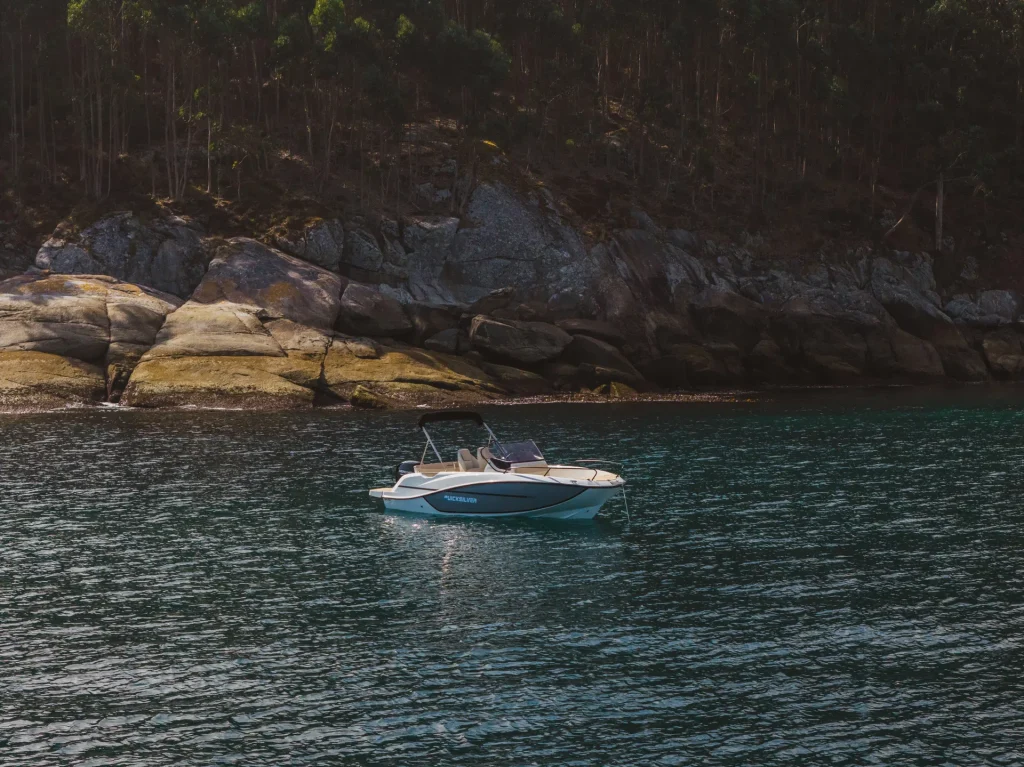 Quicksilver 625 Open65