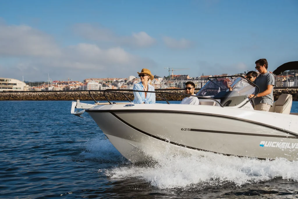 Quicksilver 625 Open71