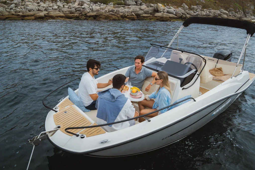 Quicksilver 625 Open90