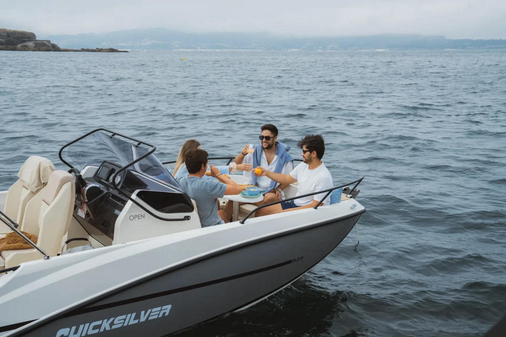 Quicksilver 625 Open91