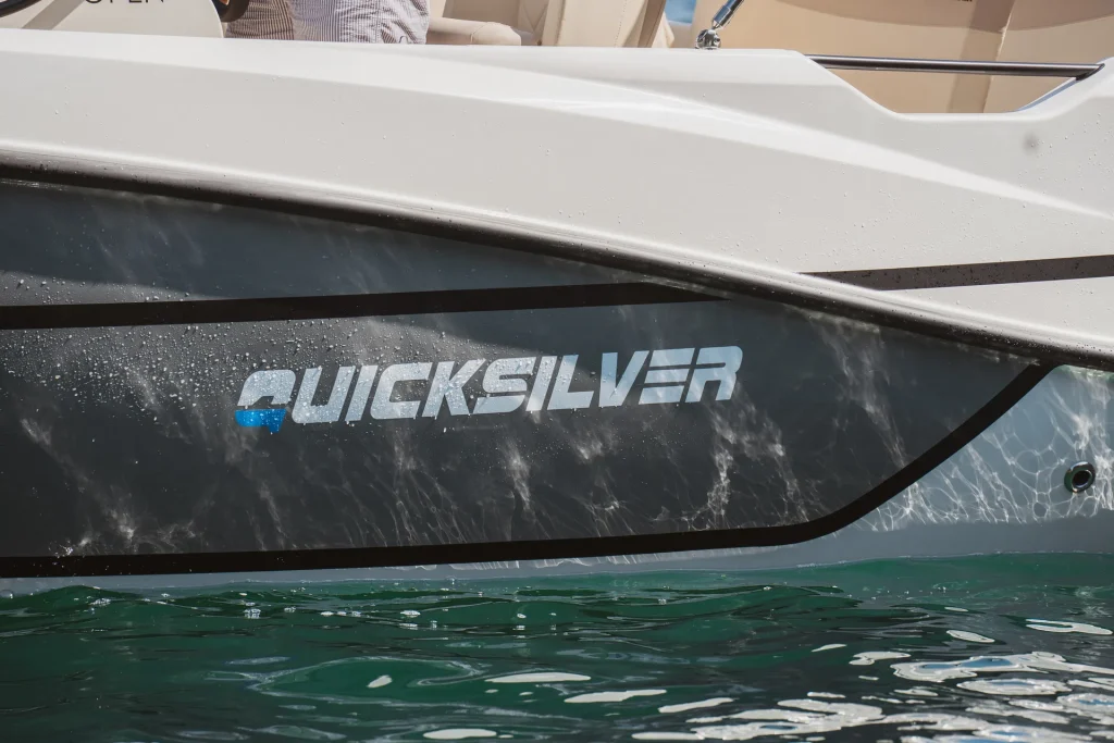 Quicksilver 625 Open