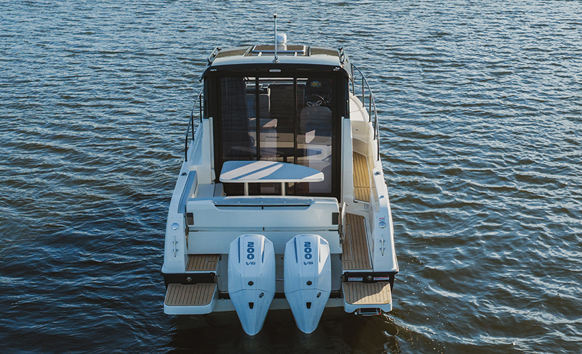 Quicksilver 905 Weekend10