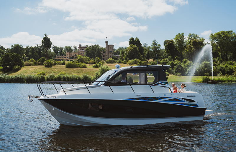 Quicksilver 905 Weekend41
