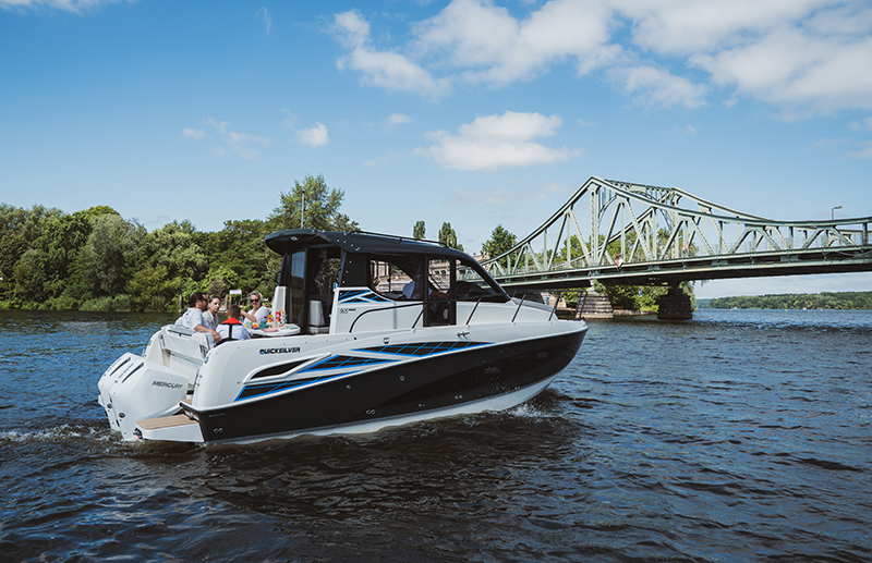 Quicksilver 905 Weekend44
