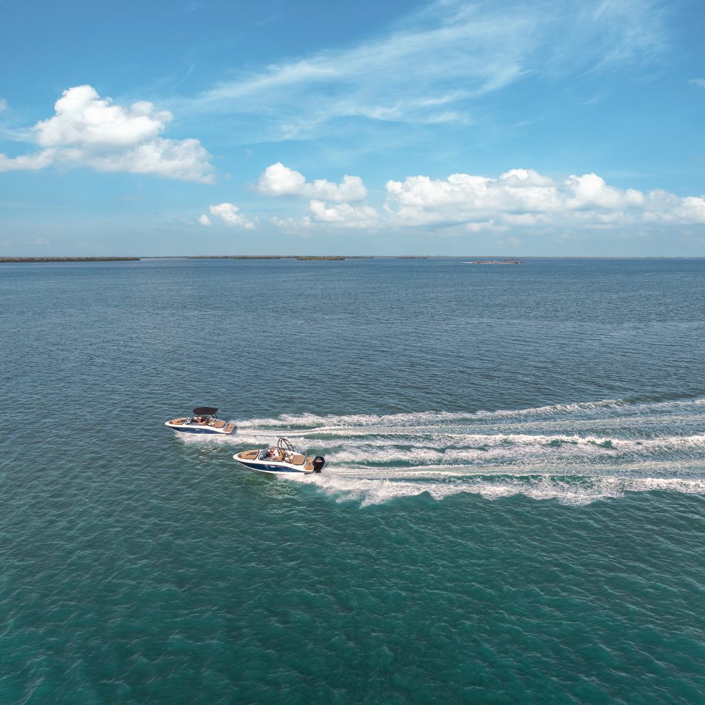Aerial view of an SPX 190 and SPX 190 Outboard