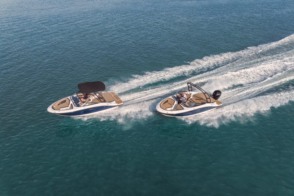 Aerial view of an SPX 190 and SPX 190 Outboard