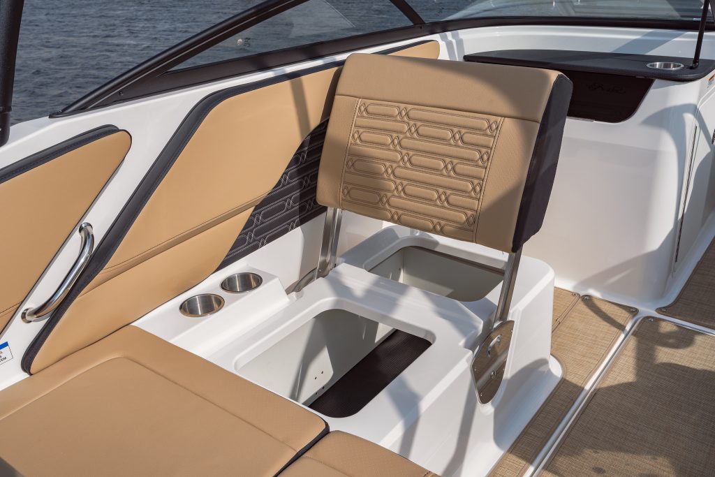 SPX 190 Outboard cockpit storage
