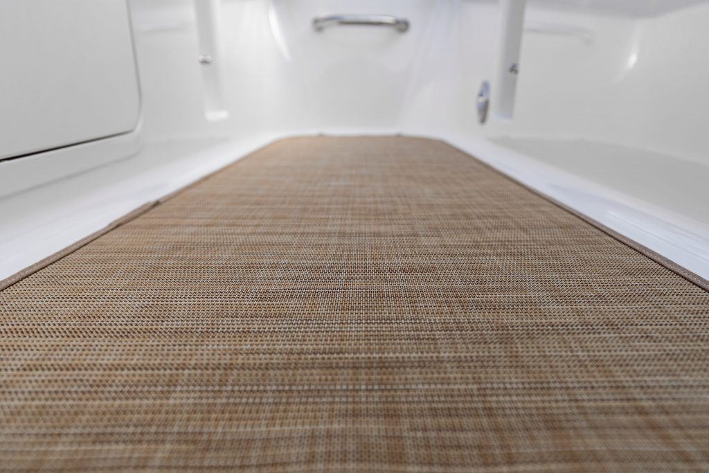 SPX 190 Outboard Infinity flooring