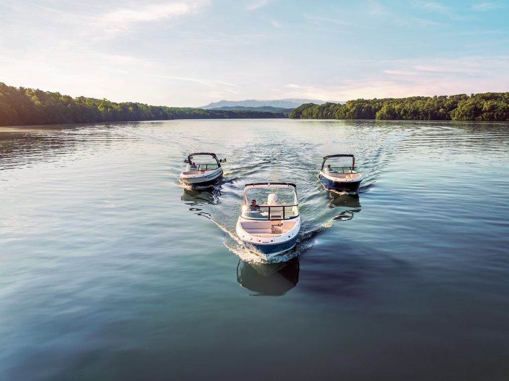 SDX 230, SDX 230 Outboard and SDX 230 Surf