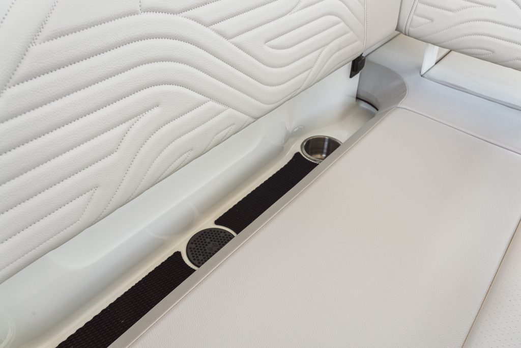 SDX 230 Surf cockpit seating and charging station